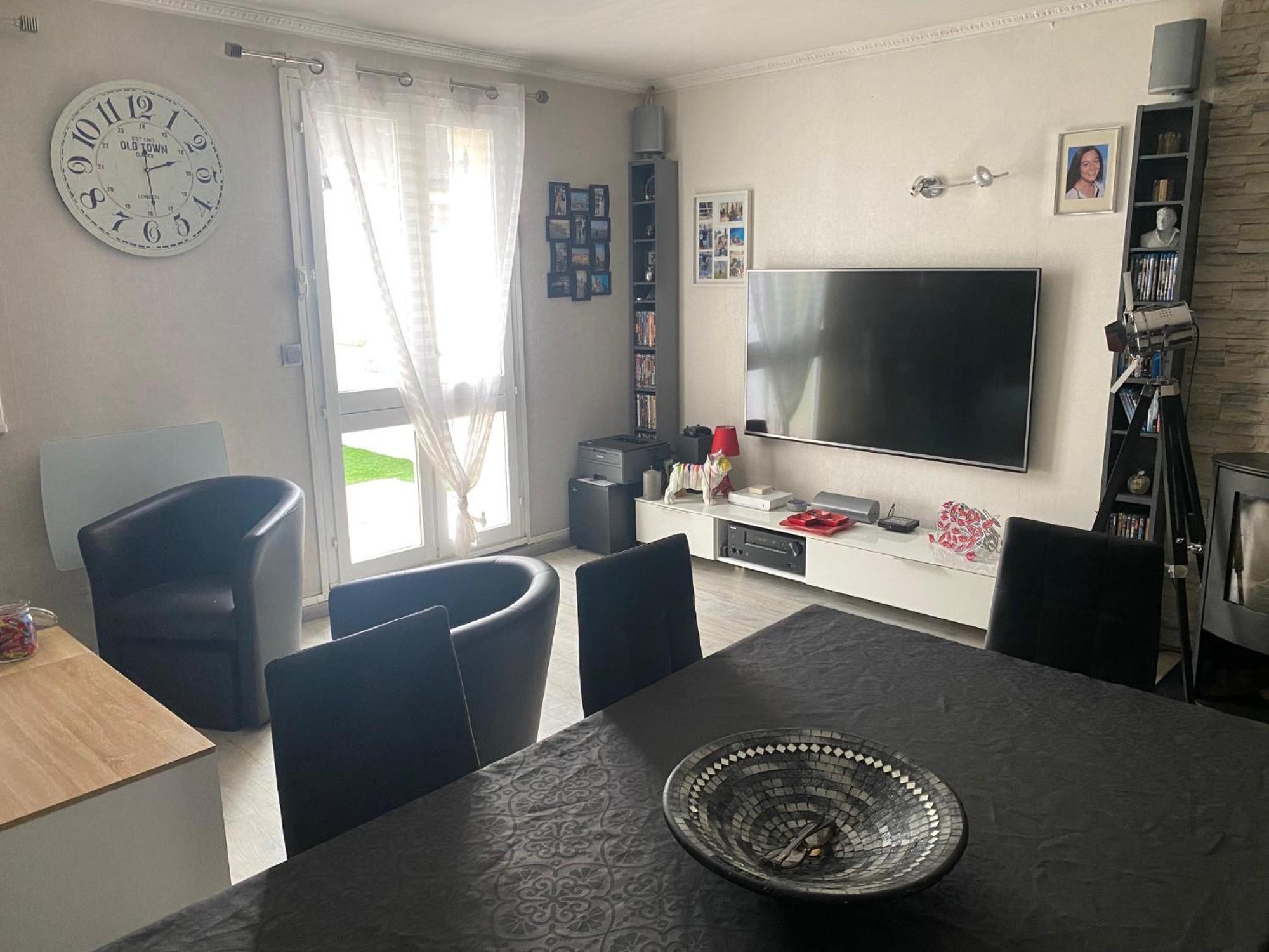 Chez Manu Meuble De Tourisme 2 Etoiles Pour 6 Personnes - 3 Chambres Villeparisis Luaran gambar